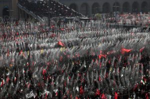 Το Ιράν κηδεύει σήμερα τον αγιατολάχ Χαμενεΐ ολοκληρώνοντας τις 6ήμερες επικήδειες τελετές