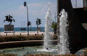 Αλλάζει το σκηνικό του καιρού με τοπικές βροχές και καταιγίδες σε πολλές περιοχές της χώρας