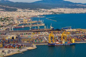 Θεσσαλονίκη: Ξεκίνησε το έργο του 6ου προβλήτα, τοποθετήθηκε το πρώτο caisson του νέου κρηπιδώματoς