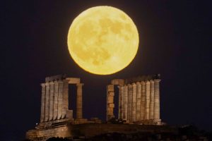 Ο εορτασμός της αυγουστιάτικης πανσελήνου σε μνημεία, μουσεία και αρχαιολογικούς χώρους ξεκινά…