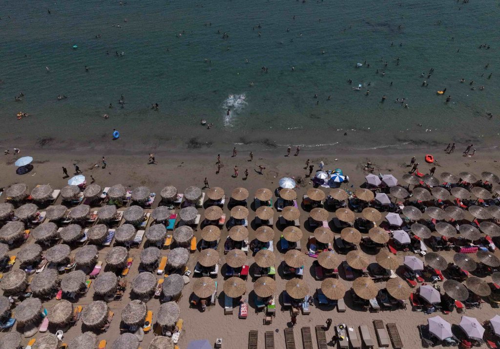 Συνεδρίασε η Επιτροπή Εκτίμησης Κινδύνου για τον επερχόμενο καύσωνα – Τρίτη και Τετάρτη οι πιο δύσκολες μέρες