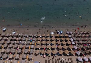 Συνεδρίασε η Επιτροπή Εκτίμησης Κινδύνου για τον επερχόμενο καύσωνα – Τρίτη και Τετάρτη οι πιο δύσκολες μέρες