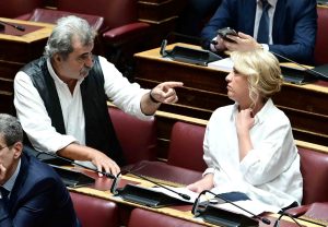 Μάχη Πολάκη – Δούρου: Το Σάββατο η εκλογή προέδρου της Κοινοβουλευτικής Ομάδας του ΣΥΡΙΖΑ