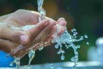 splash cool water