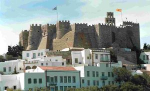 «ΠΝΕΥΜΑ PNEVMA»: Η πρώτη διεθνής έκθεση ζωγραφικής του Norman Hyams ανοίγει στις 12 Αυγούστου στην Πάτμο