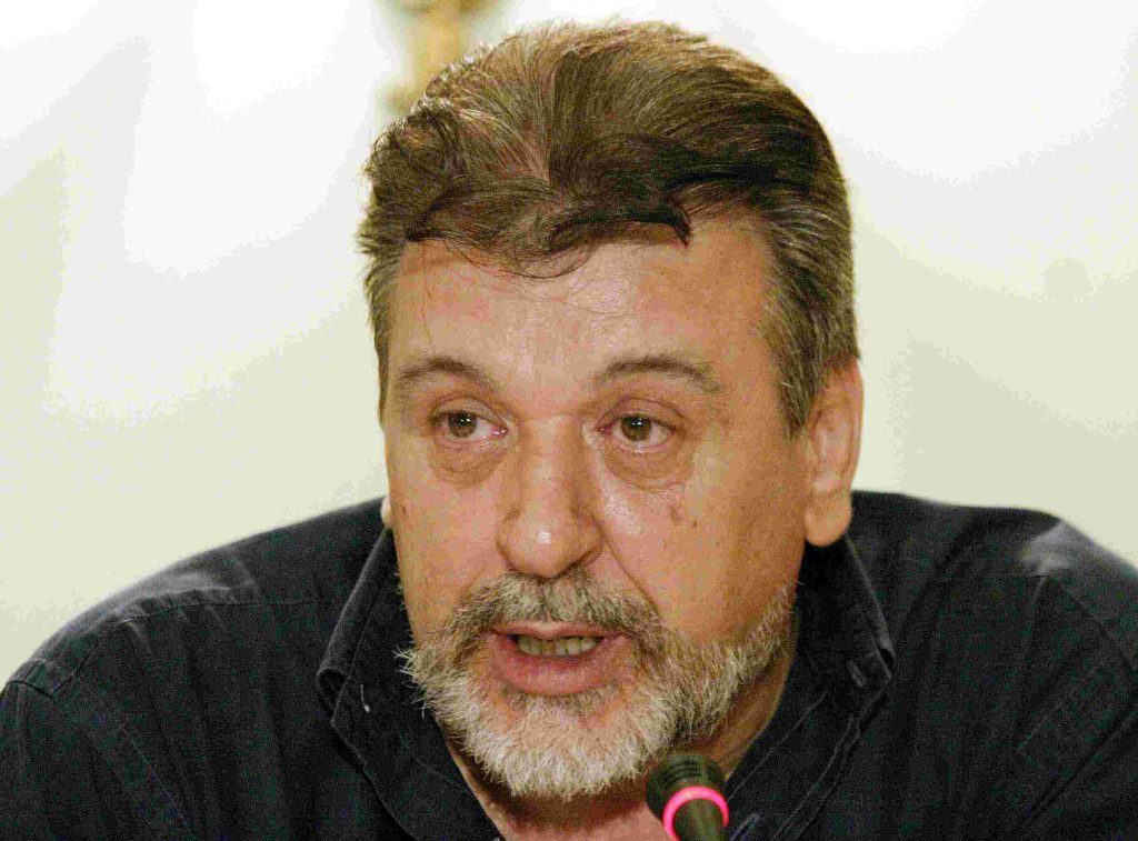 Ο γιός του Τάσου Χαλκιά δημοσίευσε αποκαρδιωτικές εικόνες από το καμένο σπίτι τους στο Πόρτο Γερμενό, vid