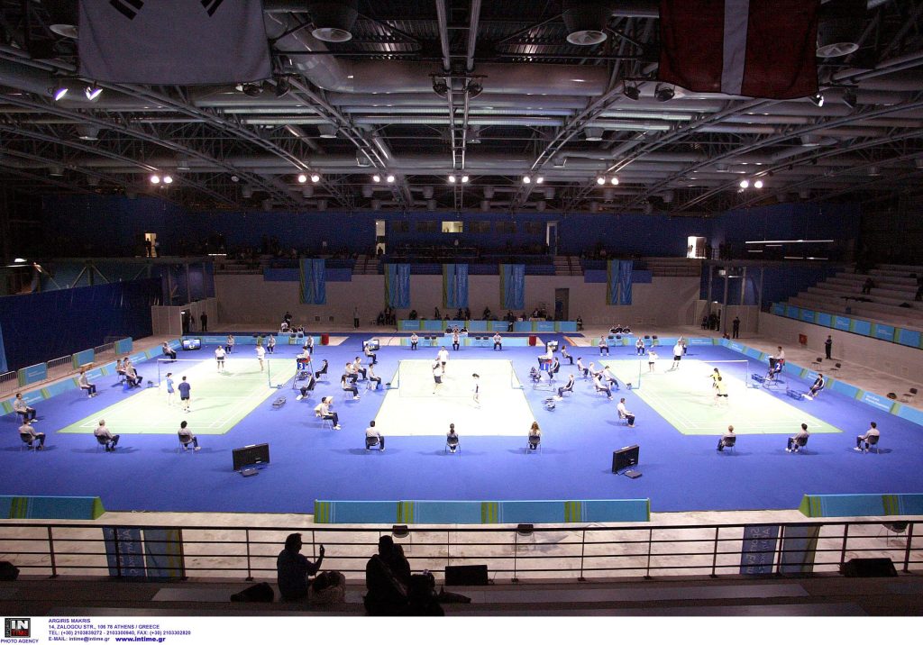 Κατεδάφιση του κτιρίου του Badminton με εντολή του ΥΕΘΑ Ν. Δένδια