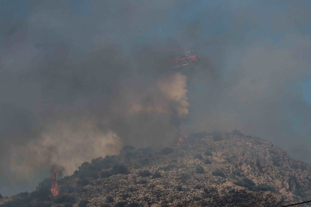 Βαθρακογιάννης για Σαλαμίνα: Σχεδόν ταυτόχρονες οι φωτιές – Πώς έχασαν τη ζωή τους οι δύο άνθρωποι