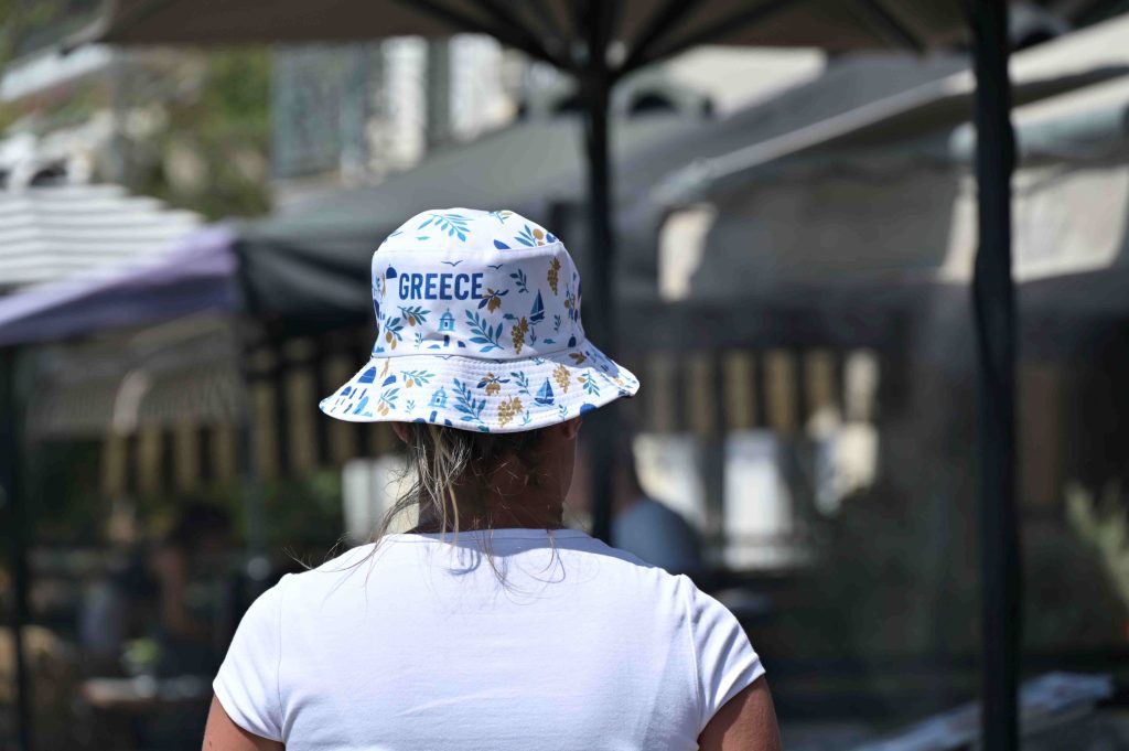 Καιρός: Με ζέστη και 36άρια κάνει ποδαρικό η νέα εβδομάδα  – Ισχυροί βοριάδες στο Αιγαίο