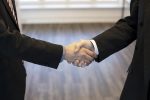 shaking hands pixabay