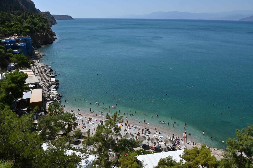 Αίθριος ο καιρός σήμερα με 38άρια και τοπικές βροχές στα ορεινά
