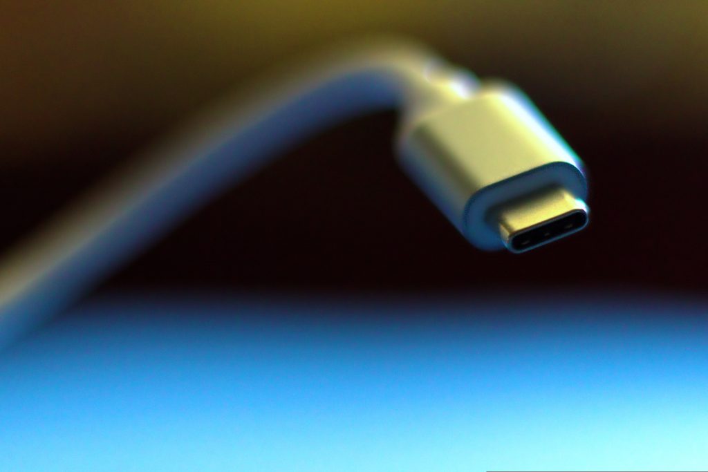 Η θύρα USB-C του κινητού σας κάνει πολύ περισσότερα από φόρτιση – 5 απίθανες χρήσεις που ίσως δεν γνωρίζετε