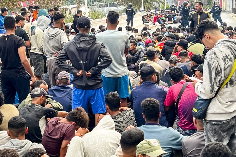 Αλλοδαπός στην Ισπανία κατηγορεί τις γυναίκες που βιάζονται: «Αυτές φταίνε» – Vid