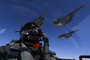 Θαυματουργή προσευχή: Θρίλερ επιβίωσης για έναν πιλότο πίσω από τις εχθρικές γραμμές στο Ιράν
