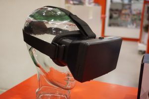 Ο Ζάκερμπεργκ ανακοίνωσε VR γυαλιά και συσκευή χειρός νέας γενιάς με «AI πράκτορες» – Vid