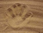 handprint sand pixabay
