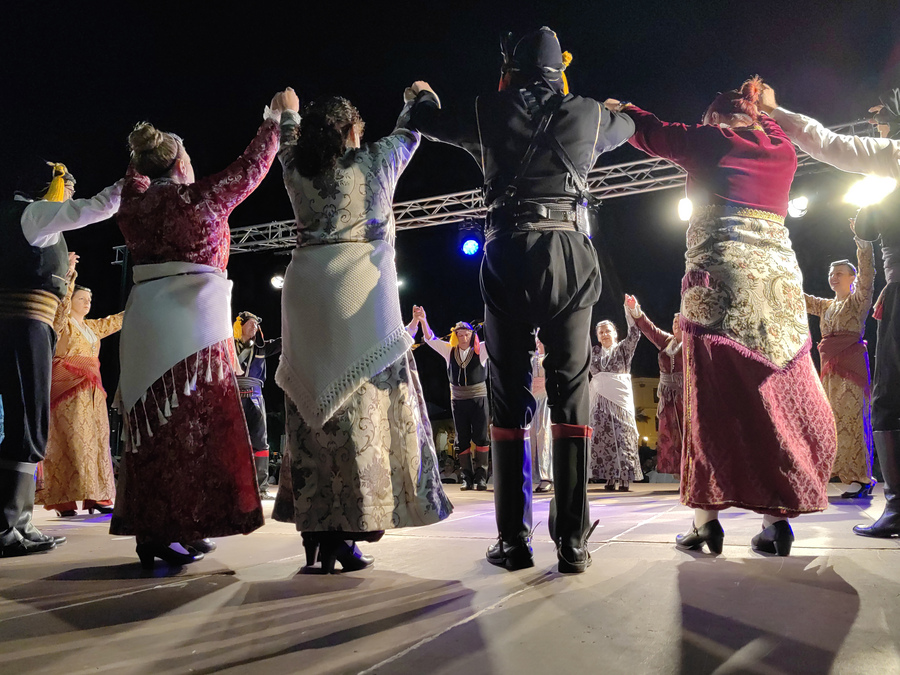 Ιάπωνες φοιτητές παρουσιάζουν ποντιακούς χορούς στη Θεσσαλονίκη – Είσοδος ελεύθερη
