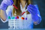 Cancer Labatory microscopy exetaseis pixabay