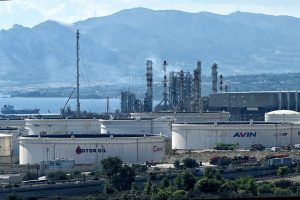Έκρηξη σε εγκαταστάσεις της Motor Oil: Νεκρός ένας εκ των τραυματιών