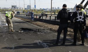 Αν η Ρωσία δεν μπορεί να ρίξει ούτε μία γέφυρα, τότε γιατί μας λένε ότι είναι «απειλή» για όλο το ΝΑΤΟ;