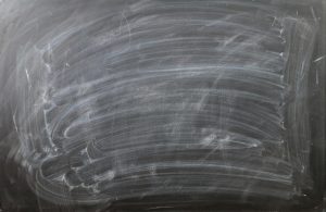 Ιάπωνας καθηγητής μετατρέπει τον μαυροπίνακα σε αριστουργήματα! Vid